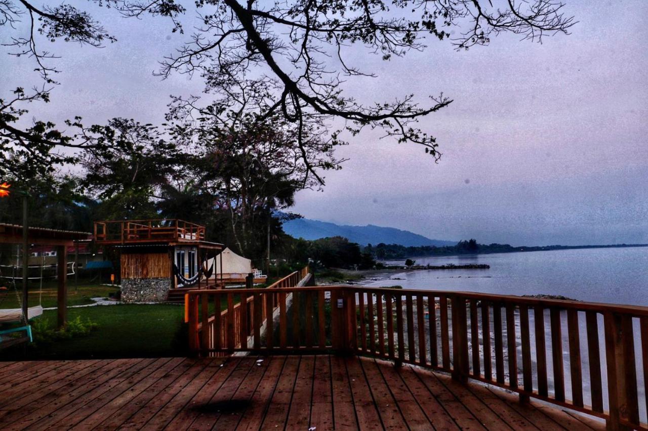 Sunset Hut Hostel 奥莫阿 外观 照片
