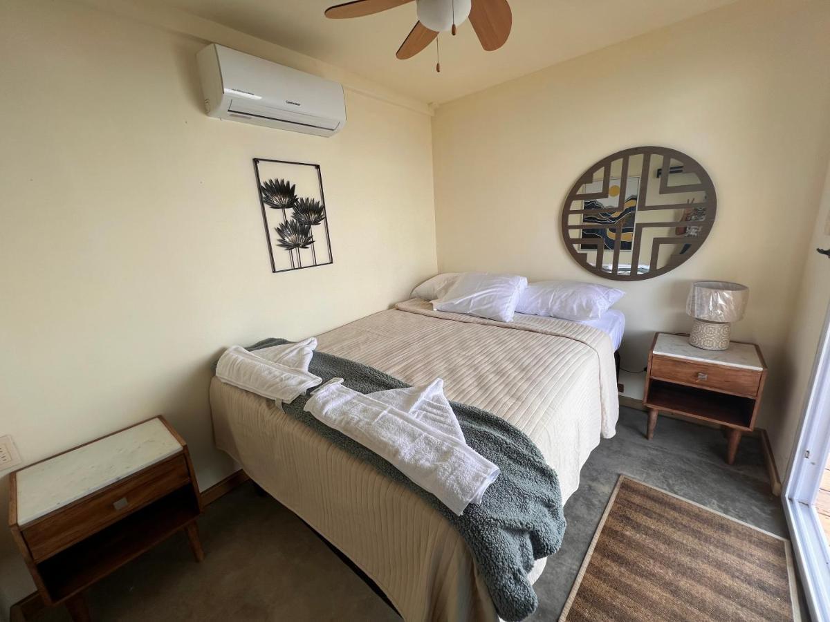 Sunset Hut Hostel 奥莫阿 外观 照片