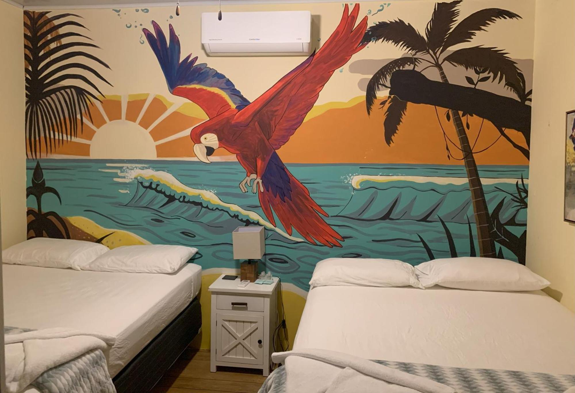Sunset Hut Hostel 奥莫阿 外观 照片